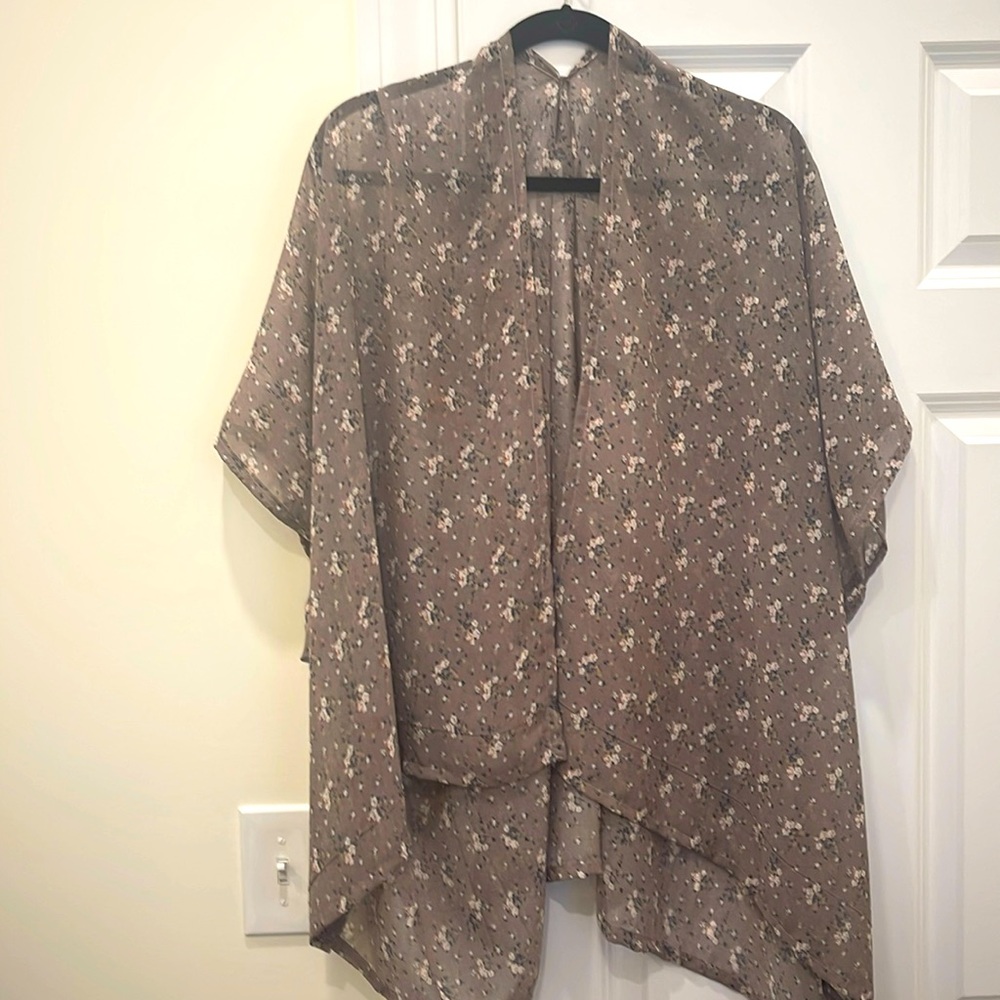 Women’s shrug
